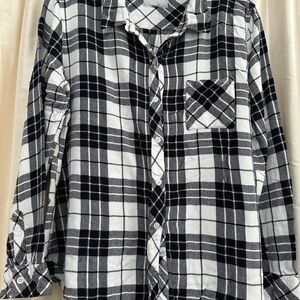 RAILS. Black and White Plaid Button-Up Shirt.  XL